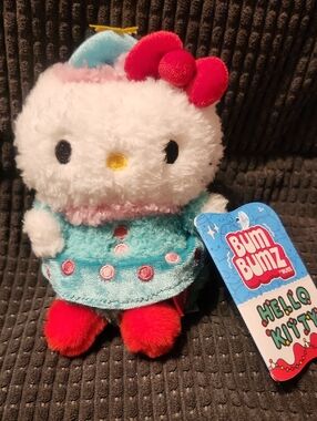 NWT Hello Kitty X Bumbumz 4.5" Christmas  Tree Plush Toy 🇺🇸